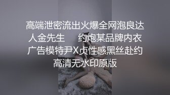 女厕偷拍漂亮妹子尿尿❤️还去找妹子聊天,互留脸书看妹子生活照