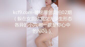  黑丝高颜值伪娘 深喉吃鸡 上位啪啪 把小哥哥伺候的舒舒服服