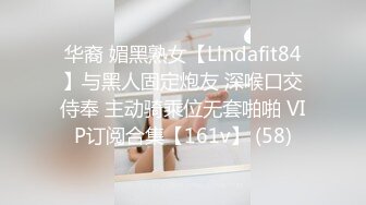 西安的女友，露脸吃鸡，淫荡的吃相，大粗鸡巴把她干爽了！