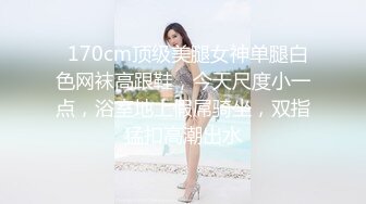 熟女阿姨，简陋房间开个小太阳烤着口交，卖力口，直接口爆