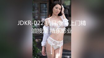 【新片速遞】 巨乳宝贝黑丝露脸一个人精彩大秀，自己舔骚奶子，全程露脸跟狼友互动撩骚，自己掰开骚穴给狼友看道具抽插[2.5G/MP4/02:20:27]