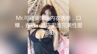 姐妹无套草逼秀，露脸黑丝情趣滴蜡诱惑，一起舔大鸡巴，让大哥吃奶子玩逼轮草抽插