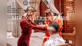 【淫荡母狗完美露脸】苗条丰满双母狗『兔兔』最新电报群私拍爆裂黑丝淫兔激战3P前裹后操 高潮浪叫 (1)