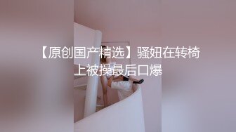 水泳教室的爆乳人妻