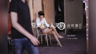 【精品推荐】风骚性感美少妇跟两个老铁3P被双洞全开干的很是带劲