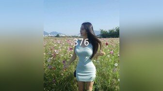 CB站主播 KENZIEDAWTON合集 像气球一样的巨乳金发美女 拿着根假肉棒自慰【12V】 (4)